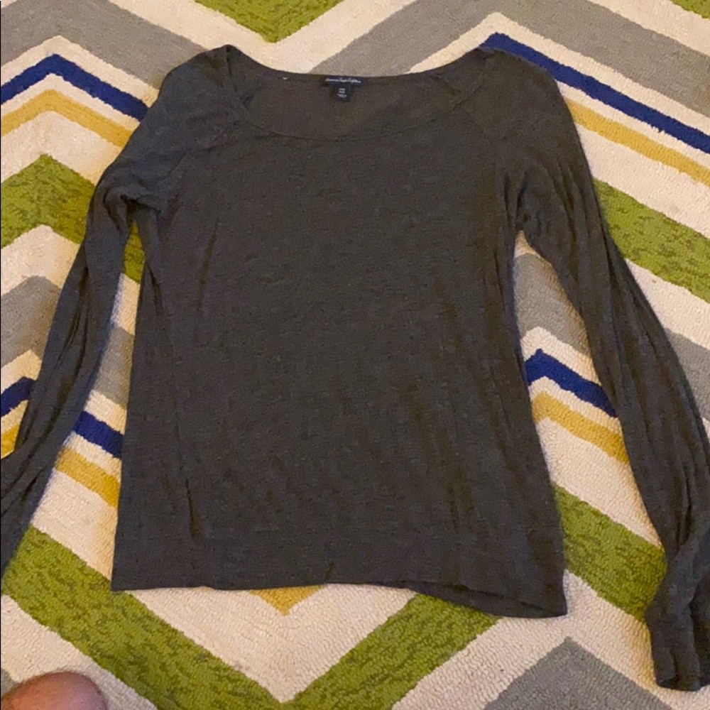 Dark grey light sweater/T-shirt
